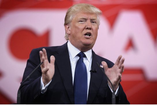 blowfordonaldtrumpasusjudgeblockstravelbanhoursbeforeitwastocomeintoeffect